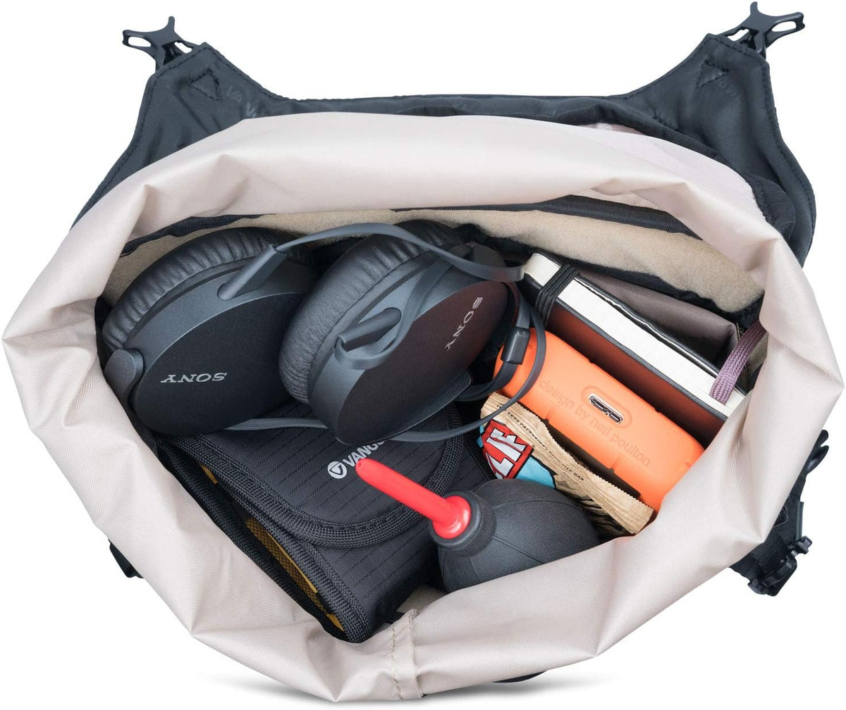 Vanguard VEO GO 42M black backpack side angle