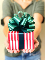 LilyDeal gift set including velvet storage bag and certificate