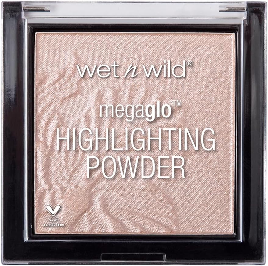 Wet n Wild MegaGlo Highlighting Powder Blossom Glow front compact view shimmer makeup
