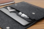 Pack And Smooch 13 inch laptop sleeve front accessory pocket