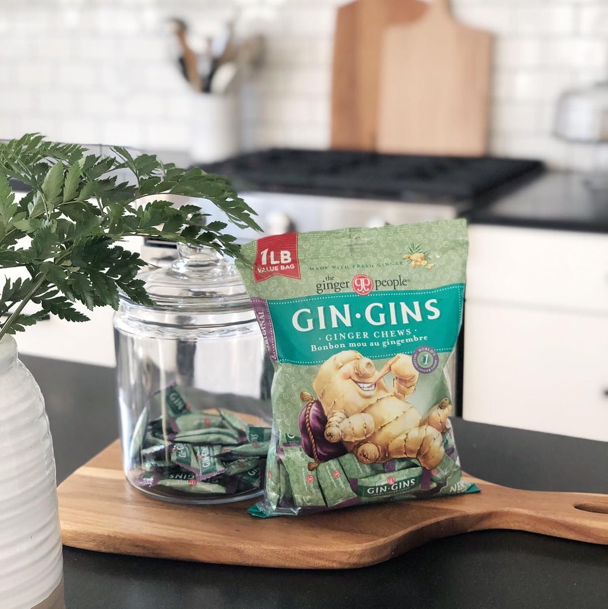 Premium imported packaging highlighting the ten percent fresh ginger claim.