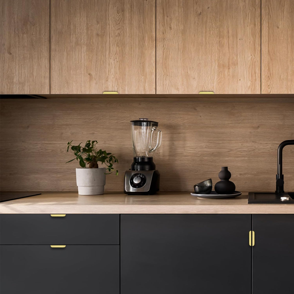 Concealed edge mount handle profile view