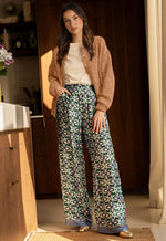 PRETTYGARDEN button-up sweater styled with denim jeans