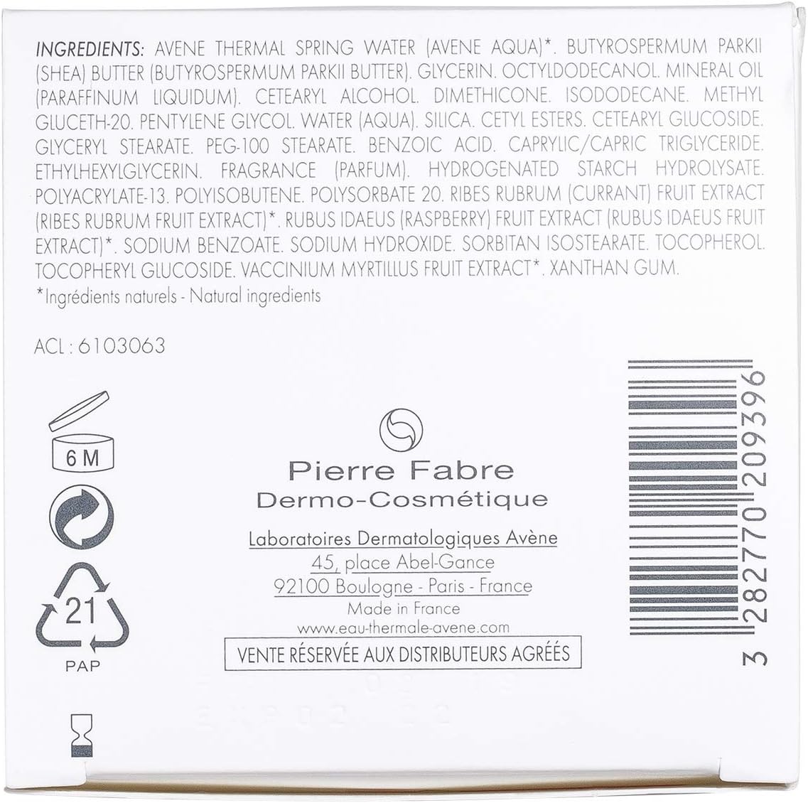 Texture of Avene Rich Revitalizing Nourishing Cream on skin