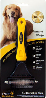 Ergonomic handle of Pet Republique pet grooming tool