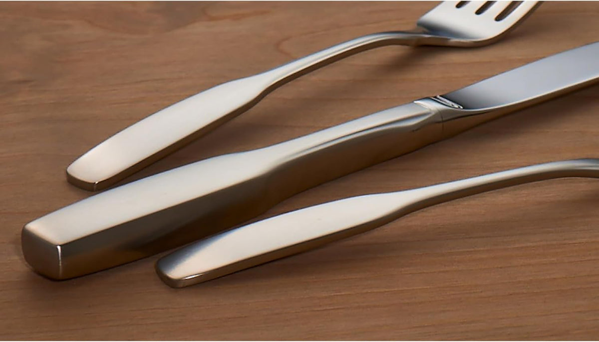Oneida 6 piece progress set utensil close up view