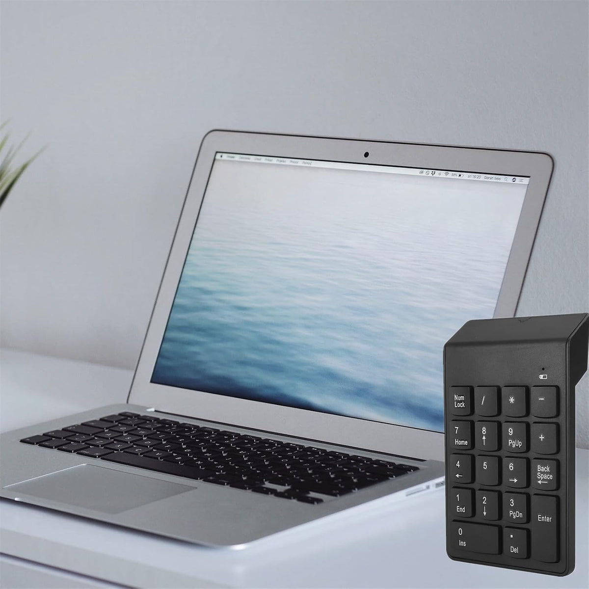Pomya YYOYY mini number keyboard front view numeric keypad