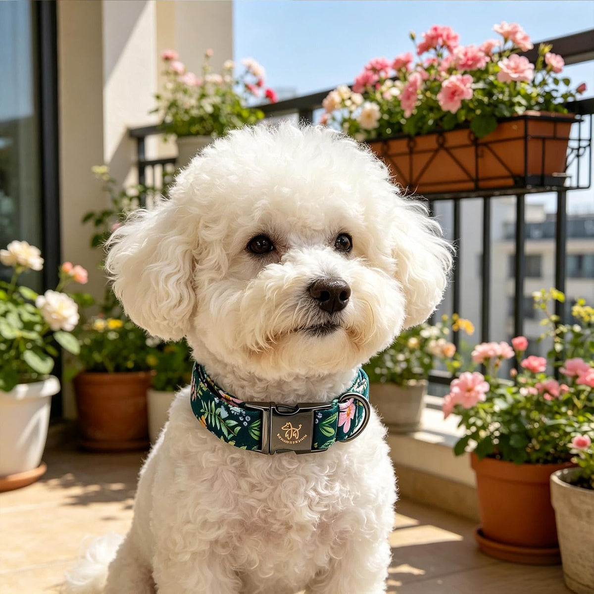 Side profile of the dark blue floral collar laid flat