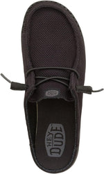 HEYDUDE slip-on shoes outsole flexibility demonstration