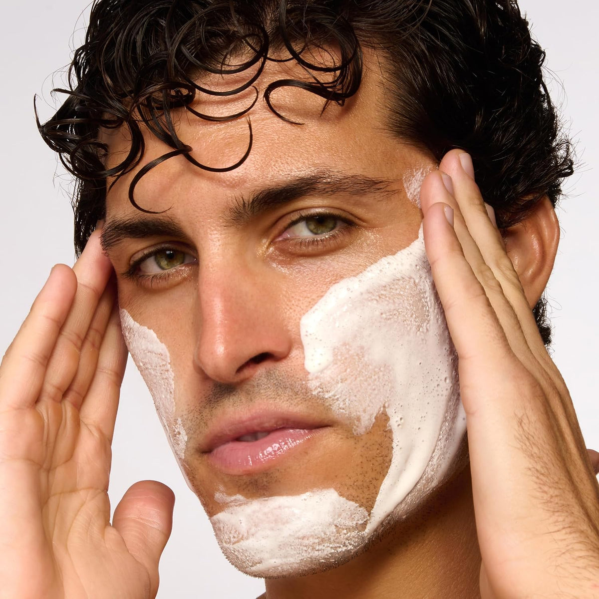 Clarins Men Exfoliating Cleanser packaging details and size