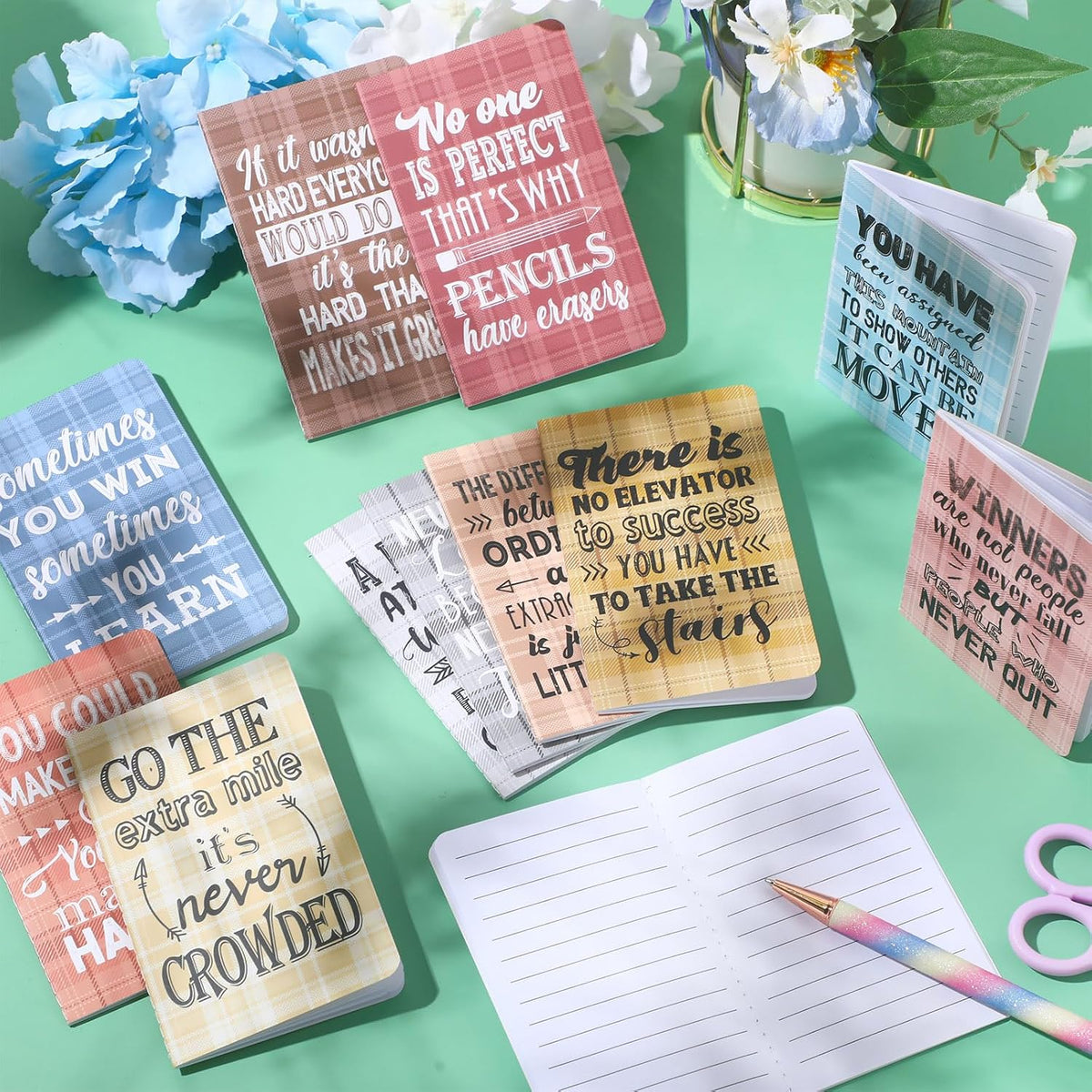 Outus inspiring note pads close up view