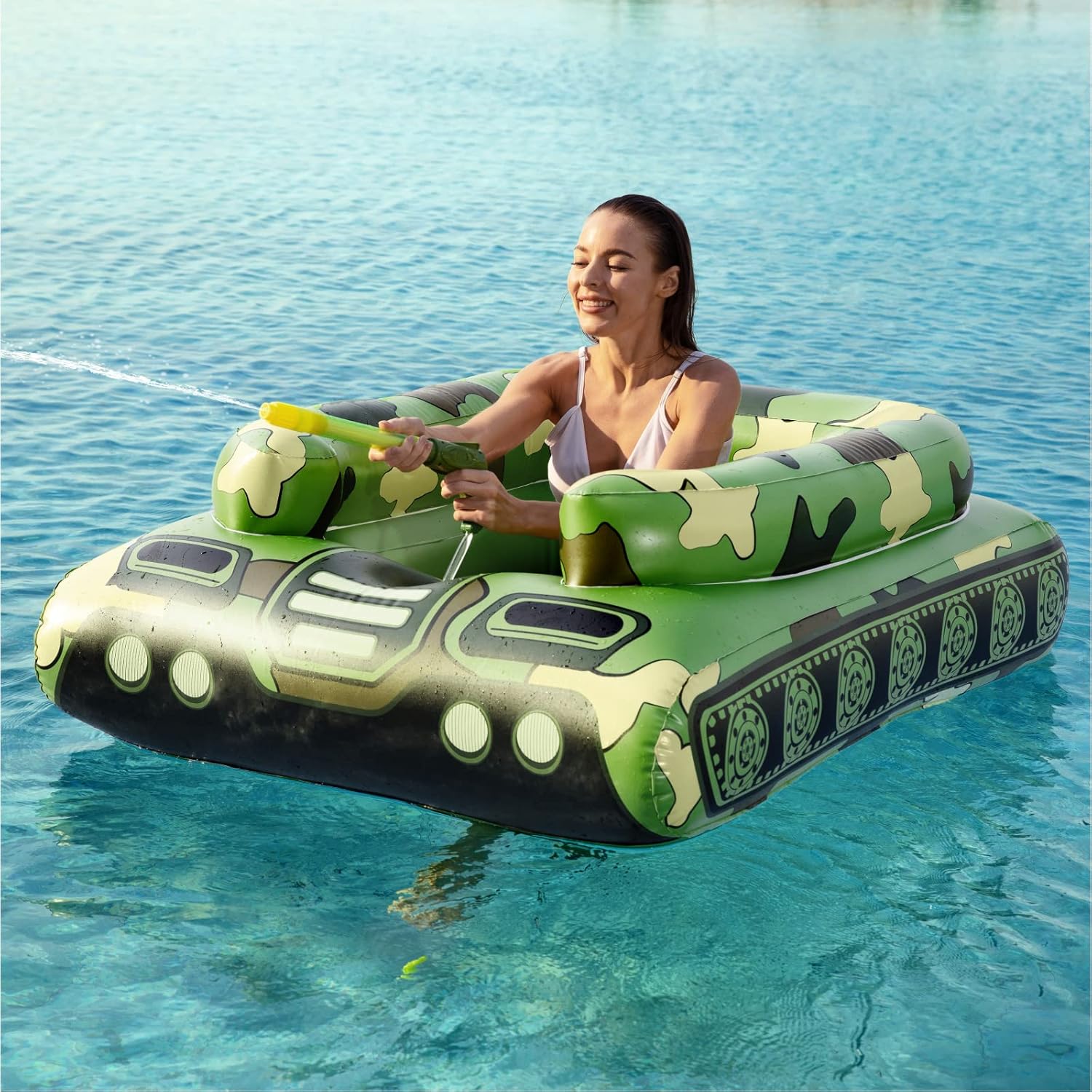 Jasonwell inflatable tank pool float front view showcasing green camouflage design and mounted water cannon gun.