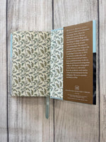Macmillan Collector's Library Complete Ghost Stories interior pages and ribbon marker