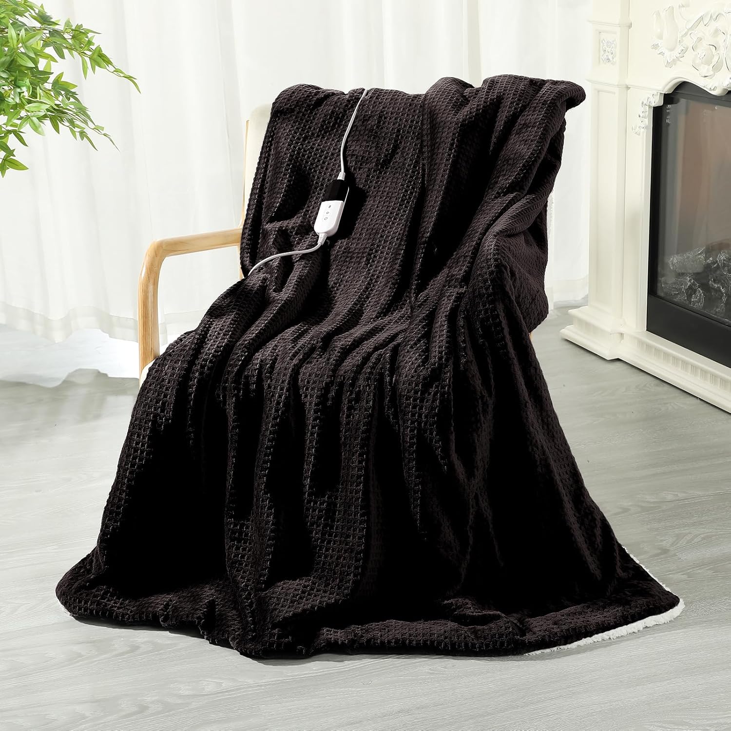 Trustwarmth electric throw heated blanket front view with controller