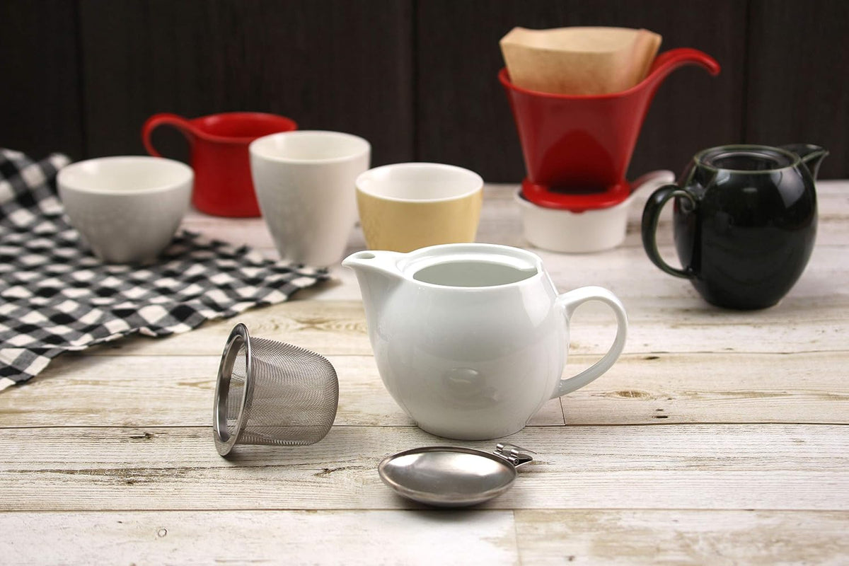 Zero Japan teapot with removable stainless steel mesh basket