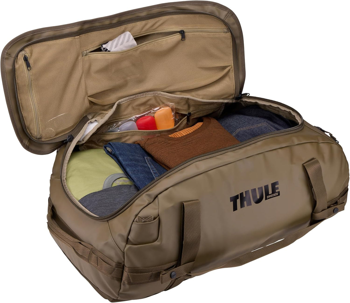 Thule Chasm weather resistant fabric closeup