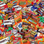 River Finn Organics candy bowl filled with individually wrapped Hershey and Reese treats