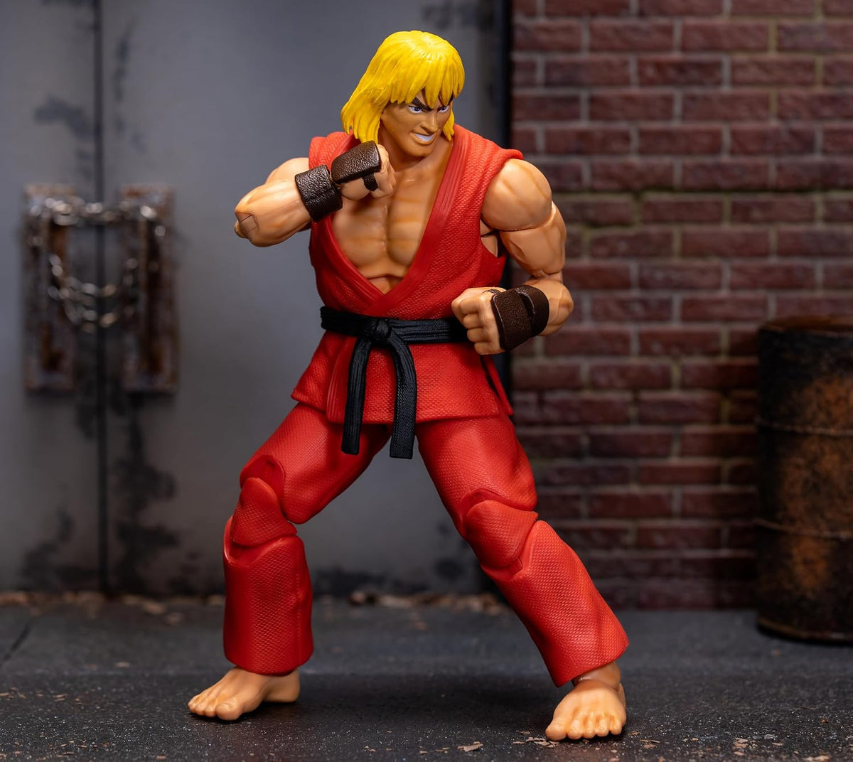 Jada Street Fighter II Ken figure side display angle
