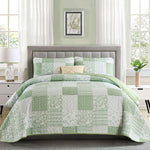 Lifestyle shot of the Mybedsoul bedding set in a bedroom