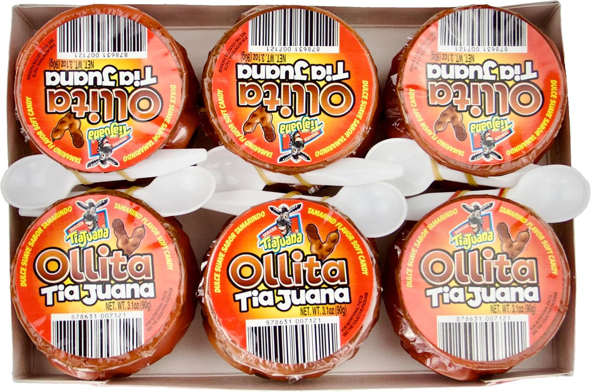 Top view of Ollita Tiajuana candy pot with small spoon