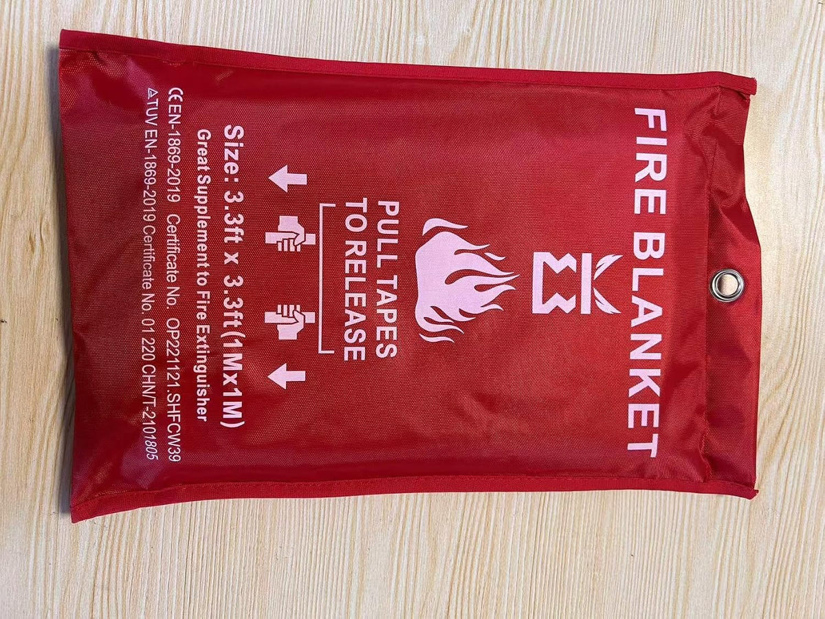 KITOSUN fiberglass fire blanket 4-pack packaging display