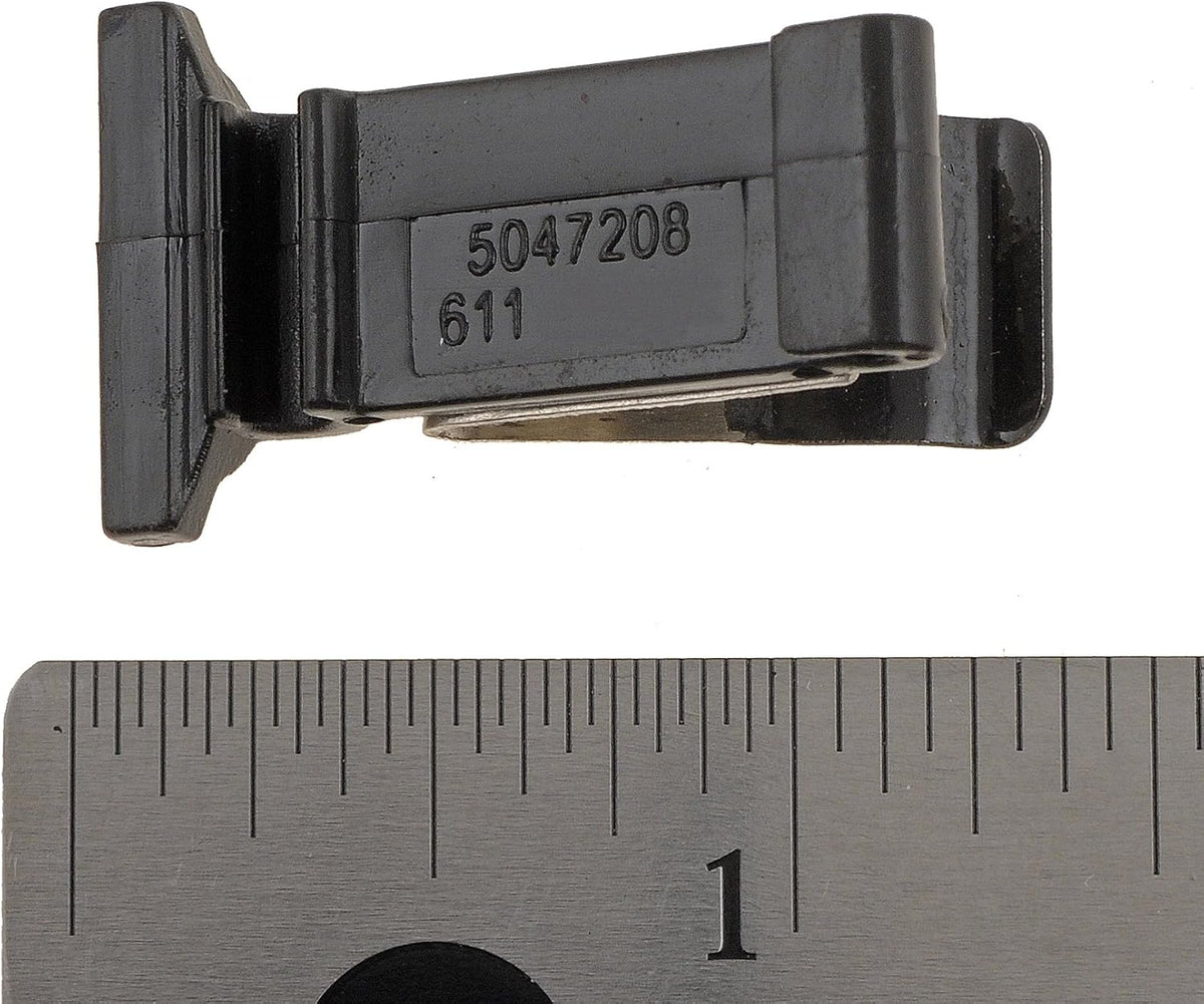 Close up of metal and plastic mechanism on Dorman 47208 spring