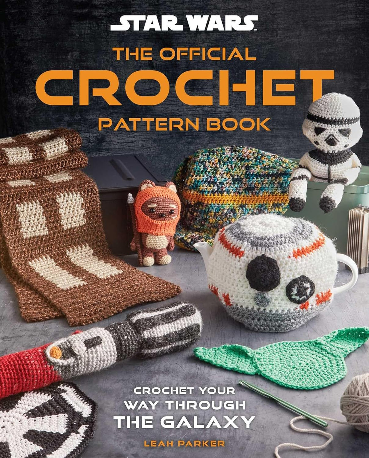 Star Wars: The Official Crochet Pattern Book: Crochet Your Way Through the Galaxy - Image 1