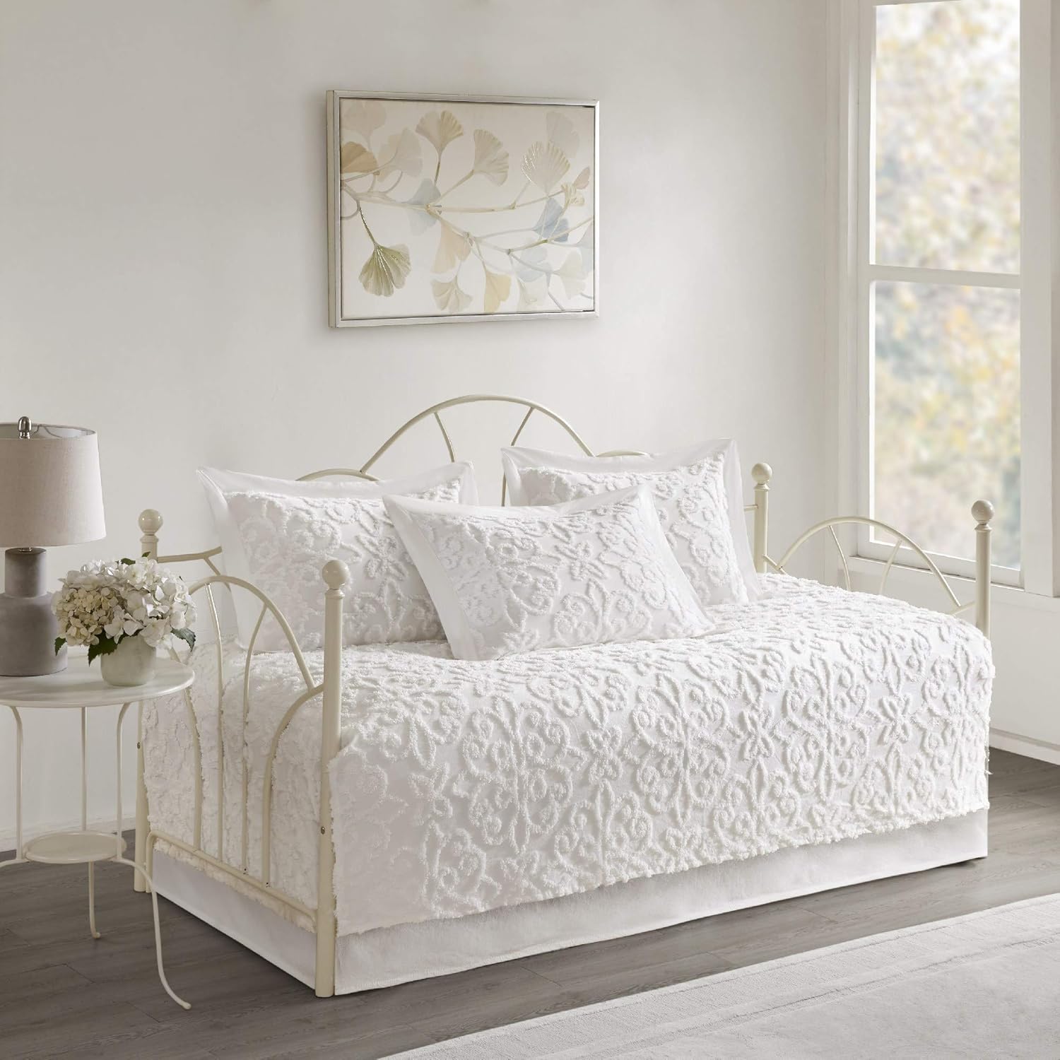 Misc bright white chenille daybed set full view