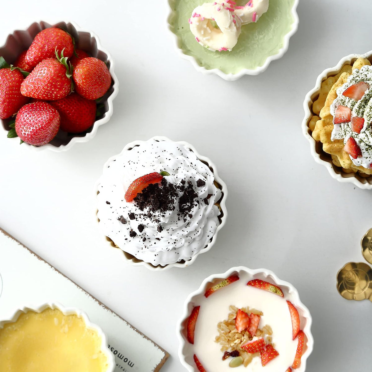 Six piece ceramic souffle dish set arrangement