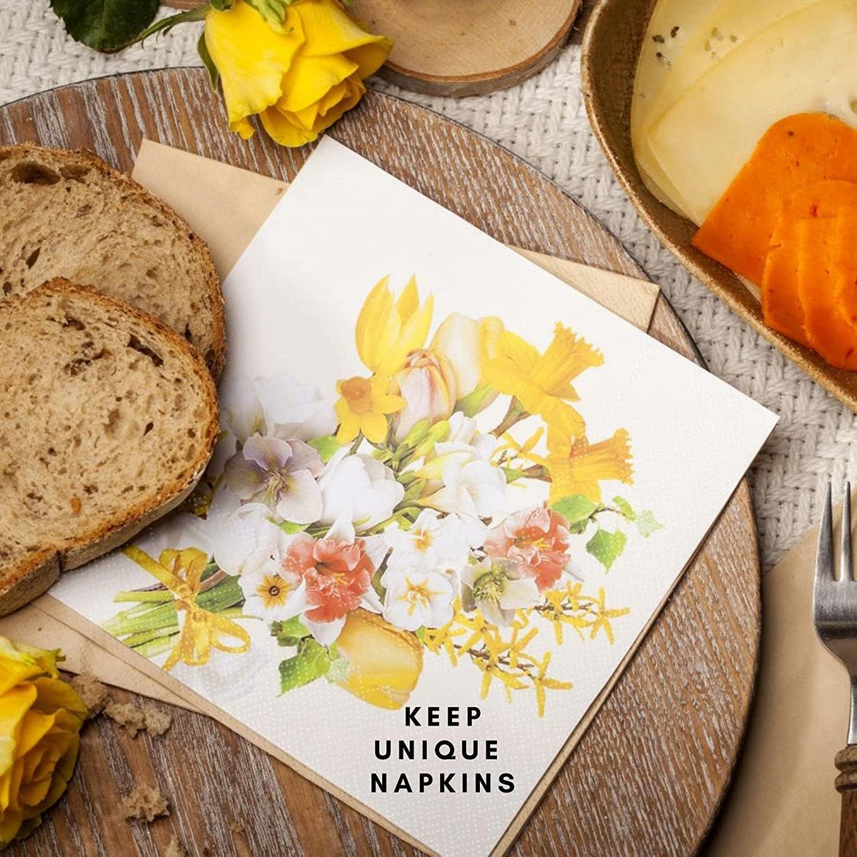 Keep Unique disposable party napkins table setting