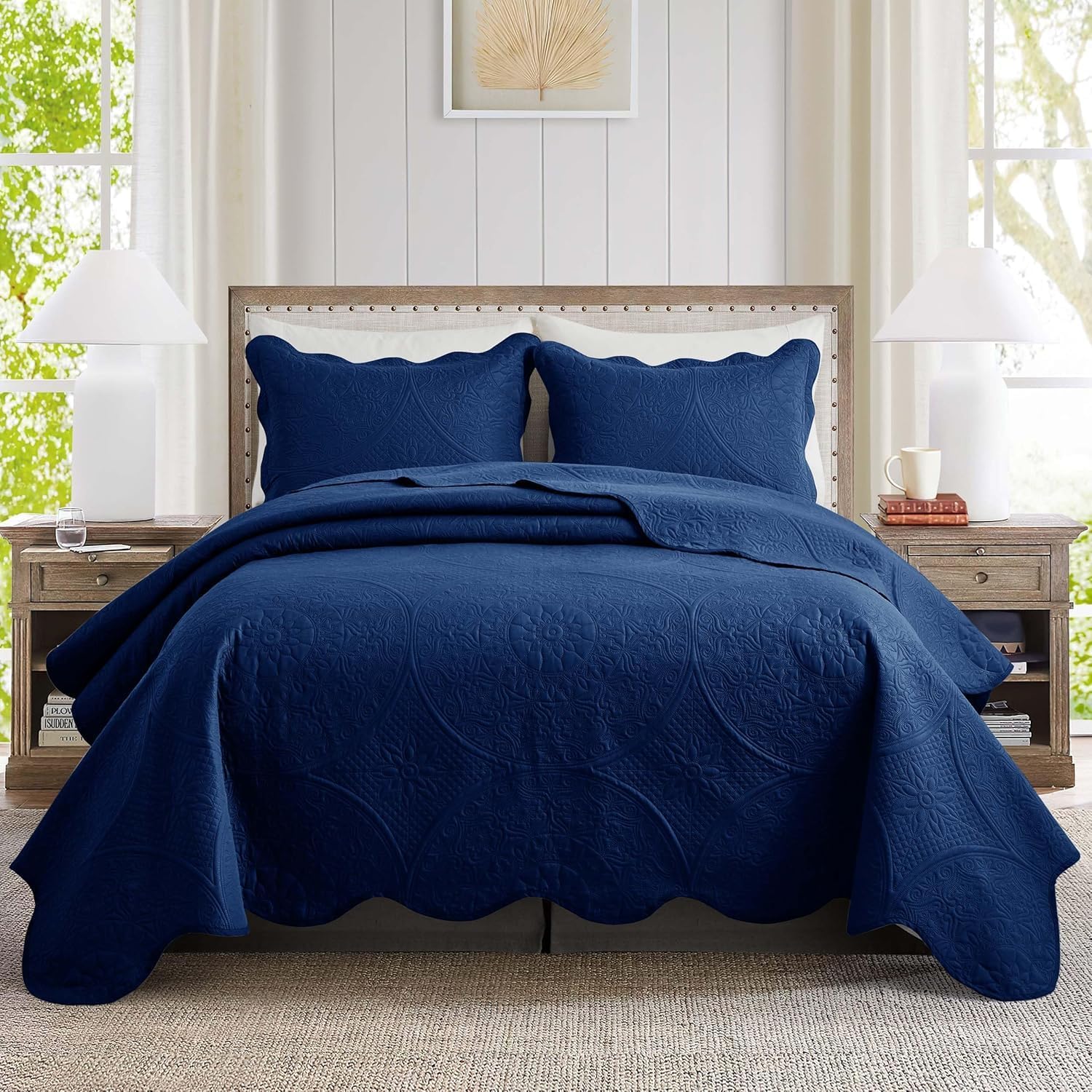 Moonlight20015 Queen Quilt Bedding Set in Navy Blue