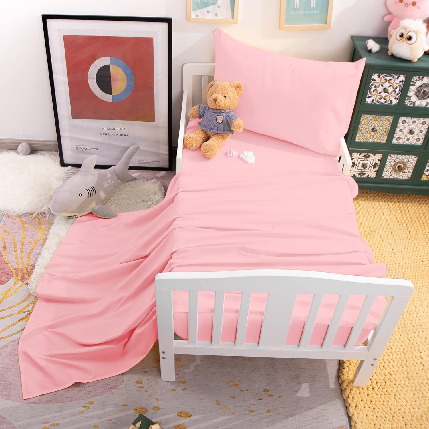 Generic 3 piece microfiber toddler sheet set in pink front view