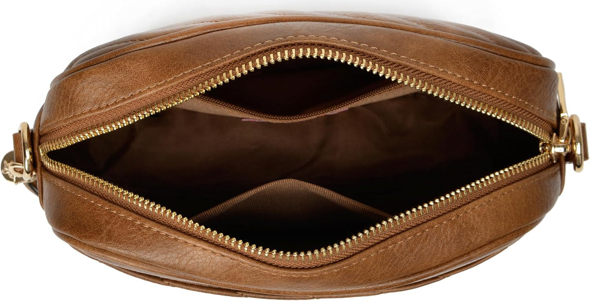 Lola Mae trendy purse back exterior view