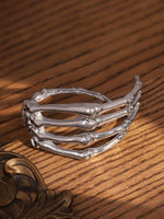 HAQUIL hand skull adjustable bracelet front view