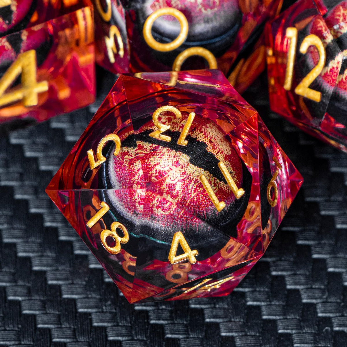 ARUOHHA DND Resin Dice Dragon Eye Liquid Core Polyhedral D and D Dice Set with Gift Box, Green Sharp Edged Dice Role Playing Game D20 D12 D10 D8 D6 D4 - Image 12