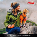 One-handed braking system button on Flexi Xtreme leash