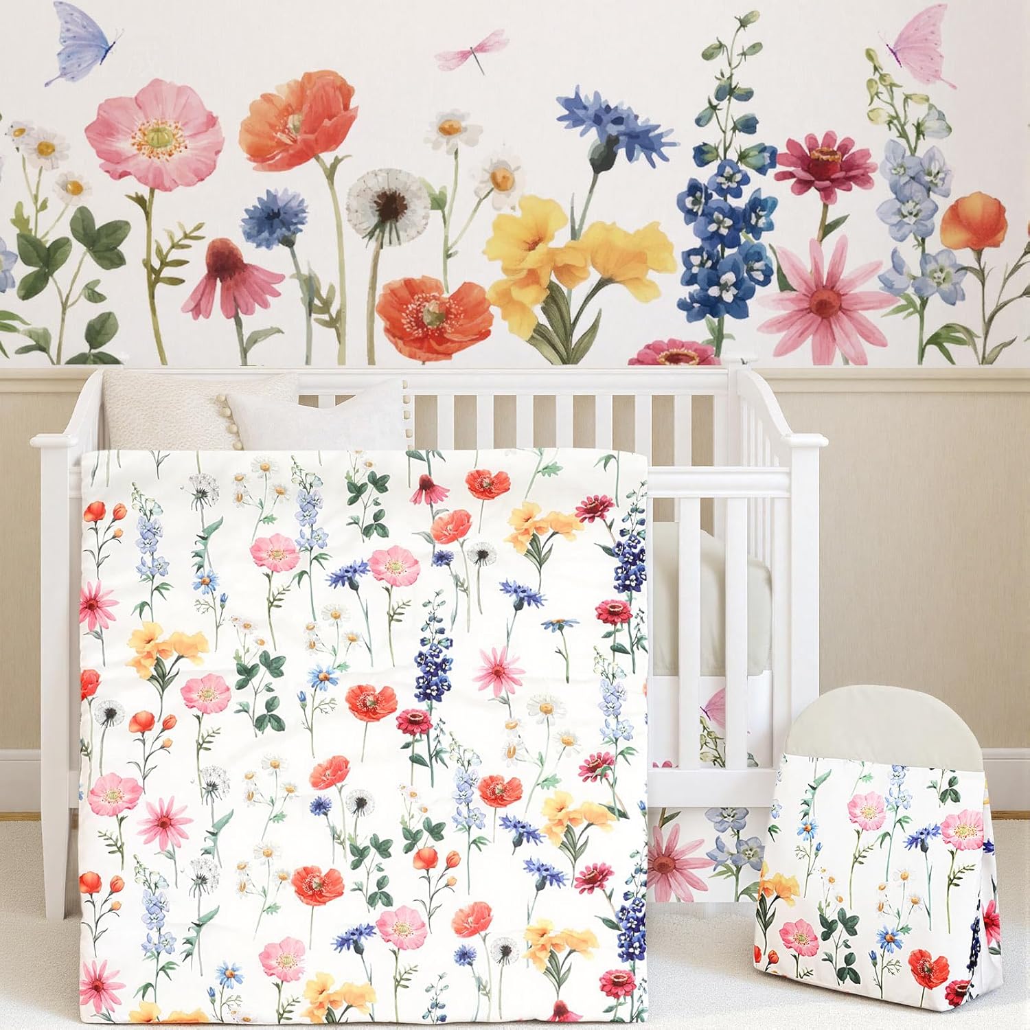 Oudain 4 Piece Spring Flower Crib Bedding Set front view arranged on a standard nursery cot.