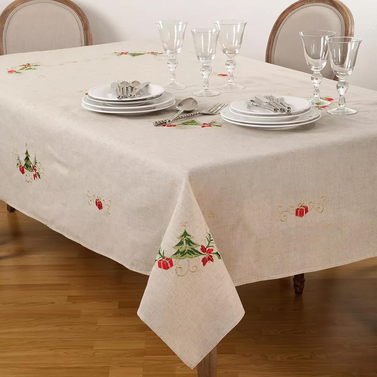 Saro Lifestyle natural linen holiday tablecloth close up