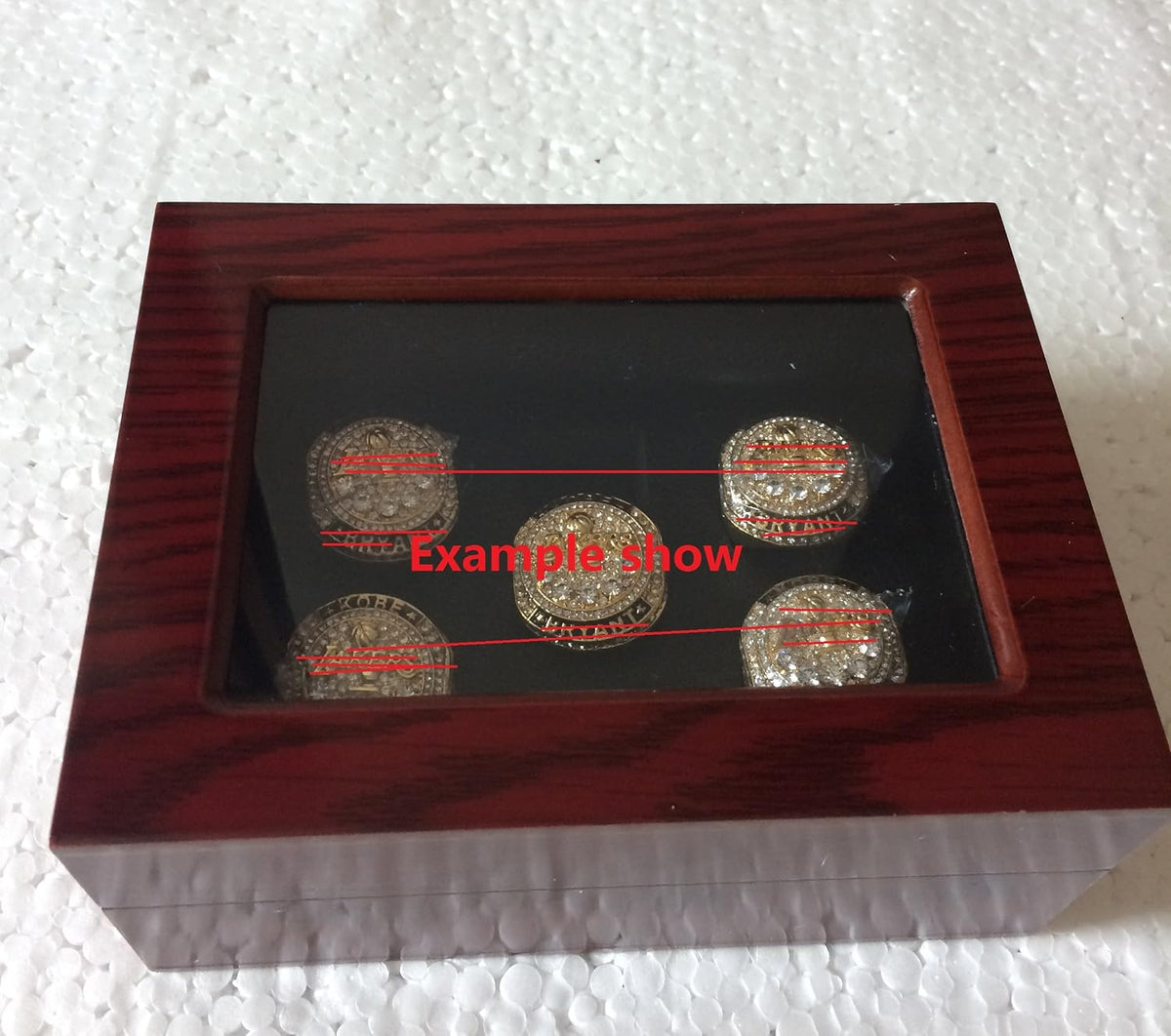 JunningGor ring display box showing transparent plastic lid window