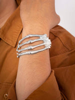 HAQUIL unisex punk rock jewelry close up