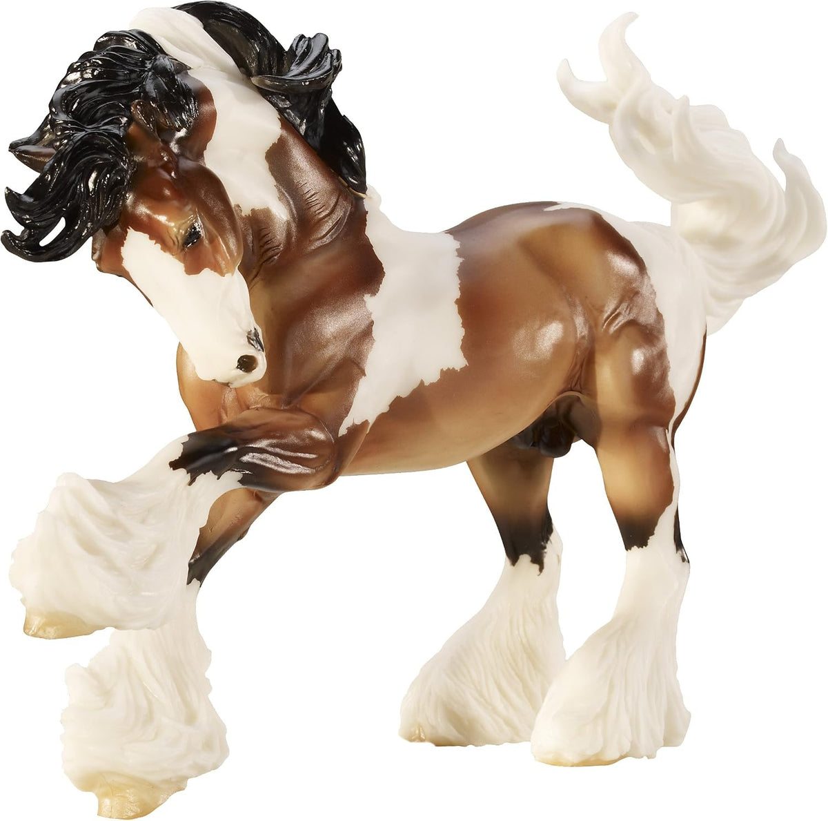 Breyer traditional series gypsy vanner model horse front view