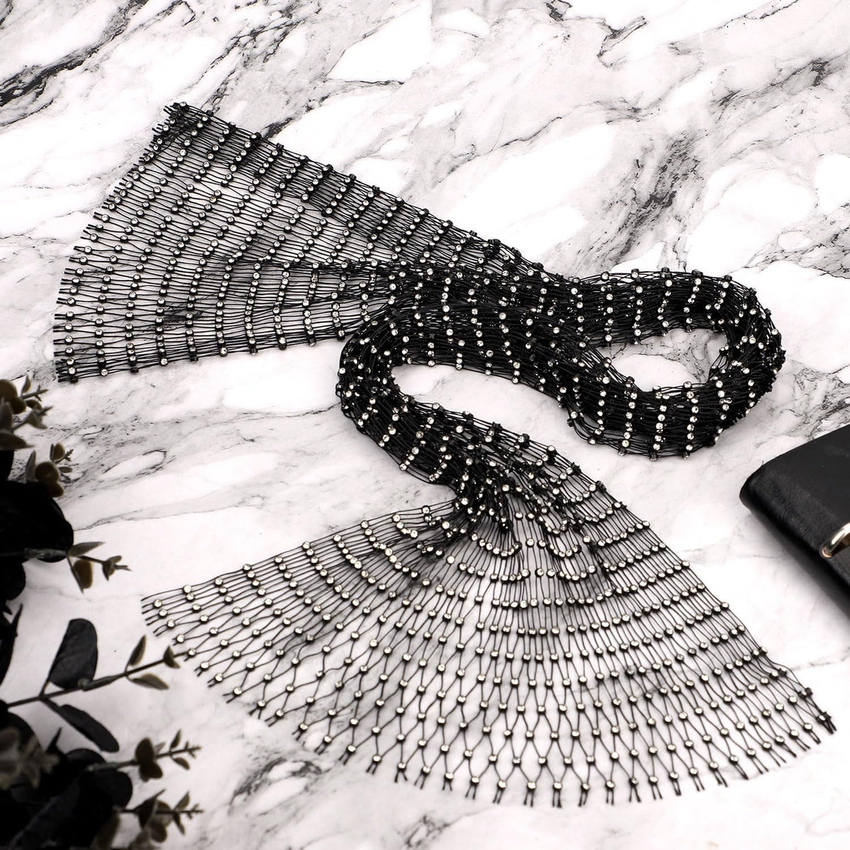 NQEUEPN crystal mesh hair accessory full packaging view