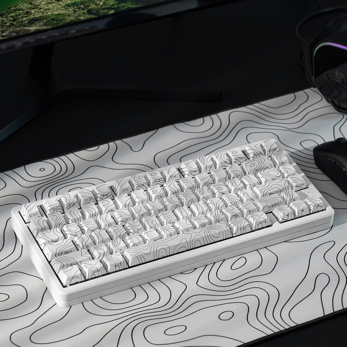 Dagaladoo topographic keycap set showing contour map pattern details