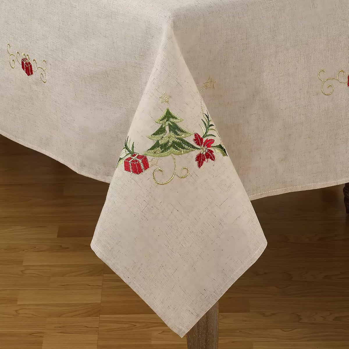 Saro Lifestyle Christmas tablecloth draped over dining table