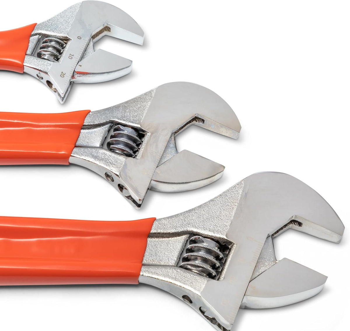 Crescent wrench set wider knurl mechanism closeup