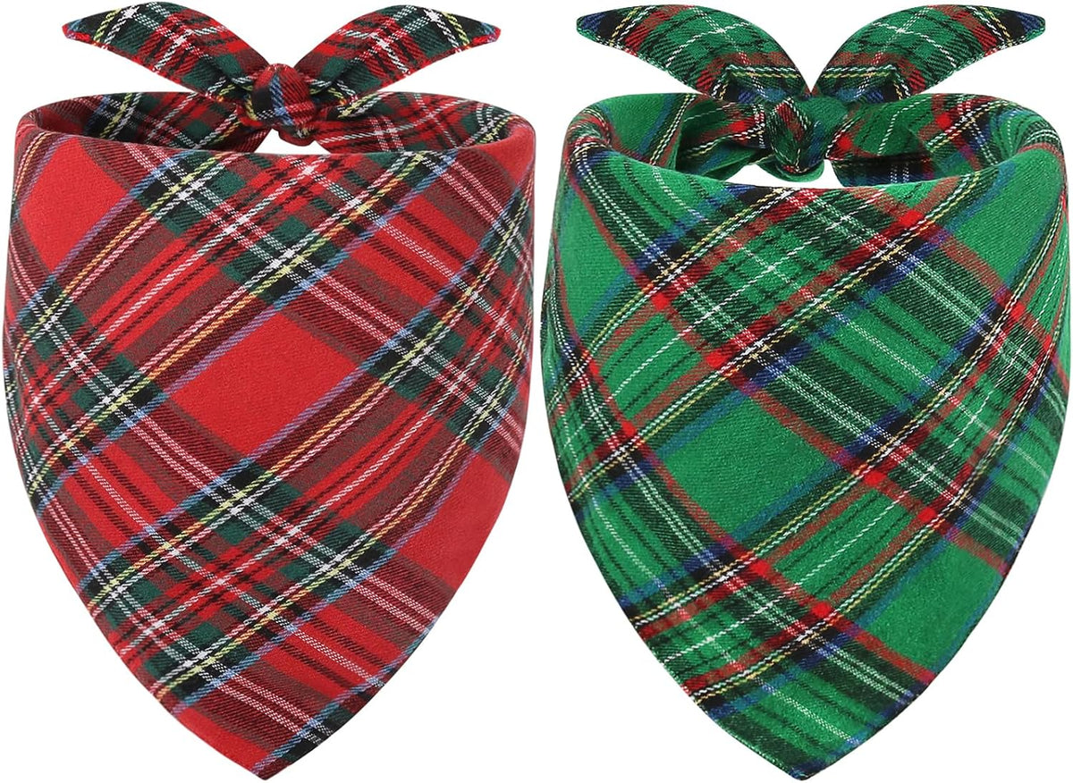 Vivifying dog Christmas bandana front view in green and red plaid