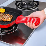Leadiy heat-resistant pot handle covers showing thick quilted fabric material