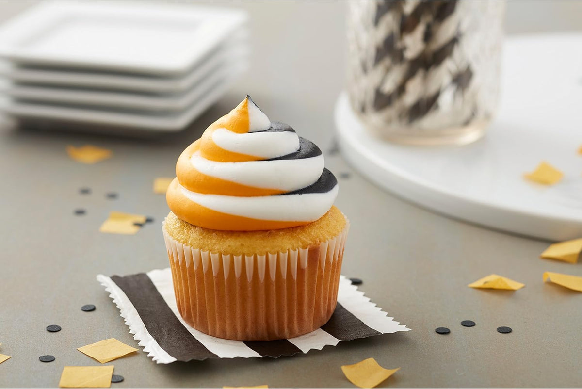 Wilton Color Swirl Icing Kit, Plastic Coupler, 9-Piece | 9-Piece Icing Kit with Swirl Coupler, Piping Bags & Tips for Creating Two-Tone & Swirled Buttercream Decorations - Image 10