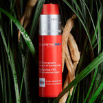 Clarins face moisturizer for men applied on hand showing non-sticky texture
