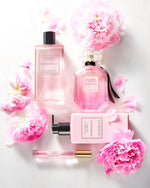 Victoria's Secret Bombshell 250 milliliter lotion packaging and texture preview